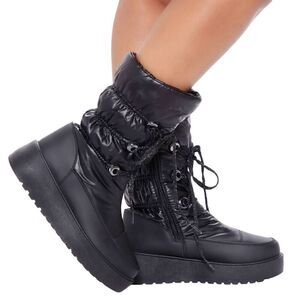 Women's Black Snow Zip Up Boots
